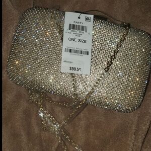 Elegant Gold Rhinestone Clutch